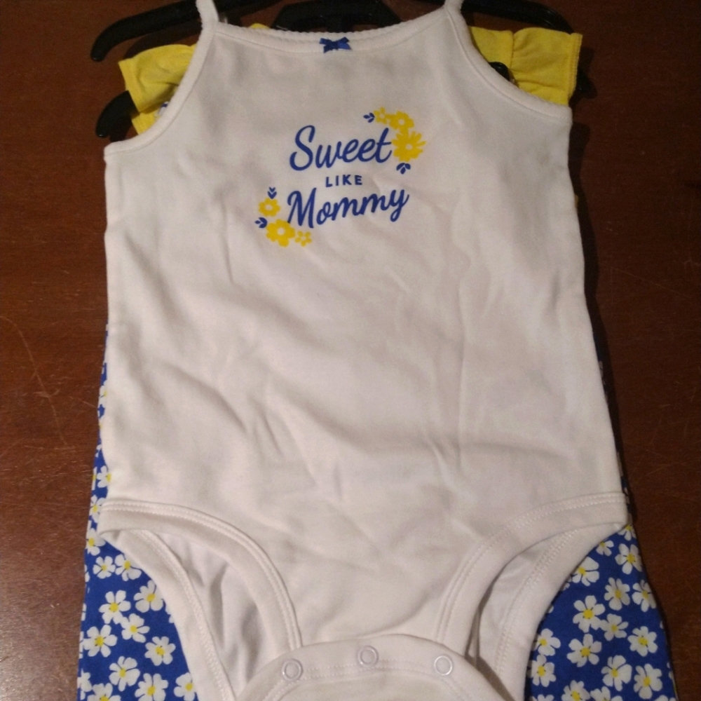 NEW Sweet like mommie 3 piece set (new)